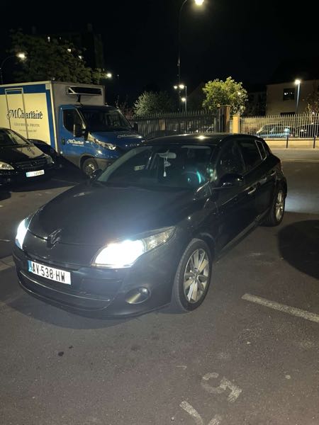 Renault Megane III 1.9 DCI 130 CARMINAT TOMTOM
