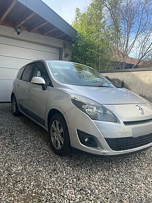 Renault Scenic II (2) 1.5 DCI 105 DYNAMIQUE