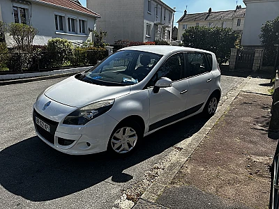 Renault Scenic III (3) 1.5 DCI 110 ENERGY AUTHENTIQUE ECO2