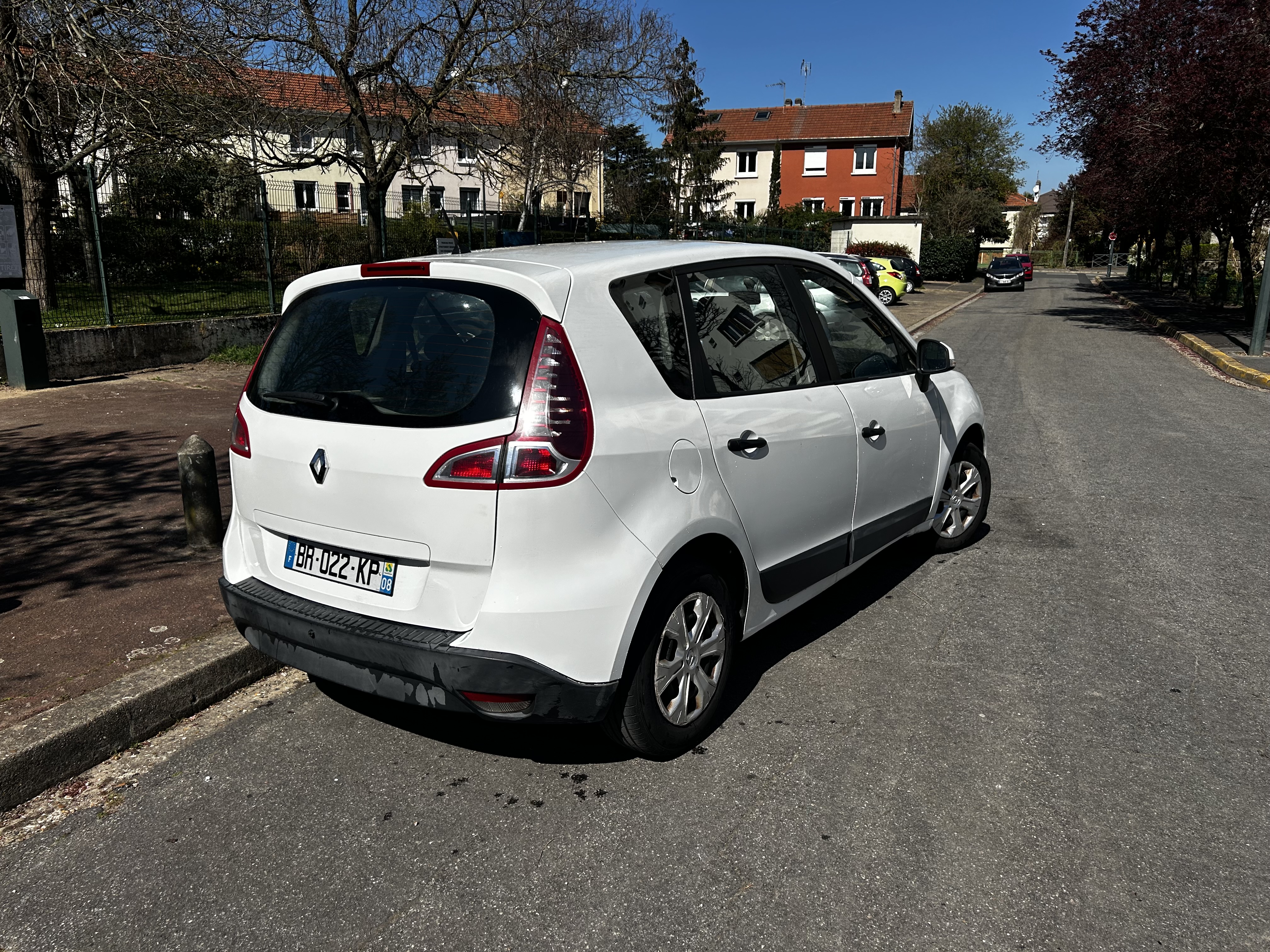 Renault Scenic III (3) 1.5 DCI 110 ENERGY AUTHENTIQUE ECO2