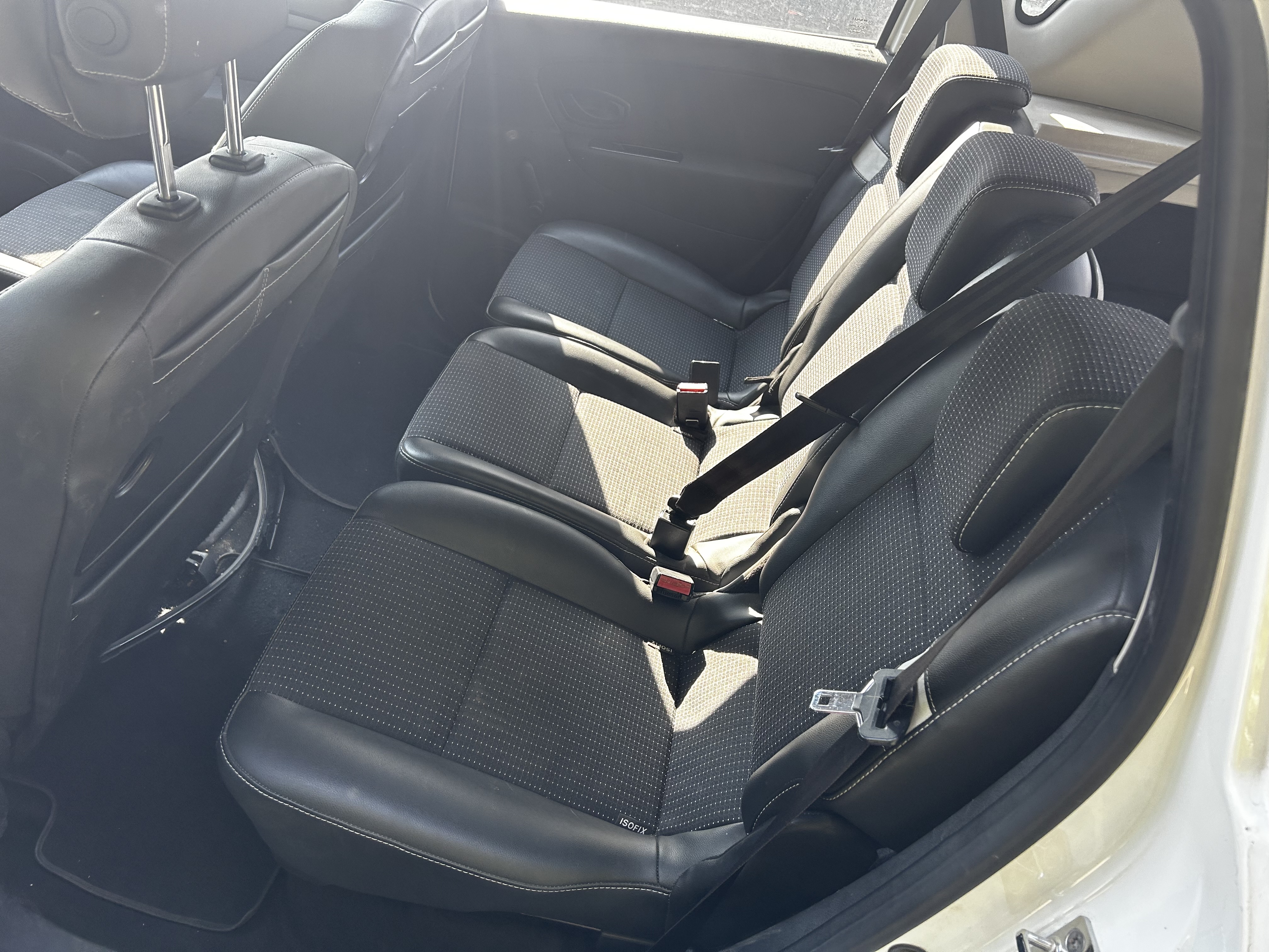 Renault Scenic III (3) 1.5 DCI 110 ENERGY AUTHENTIQUE ECO2