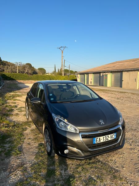 Peugeot 208 Peugeot 208 - 1ere main - Garantie