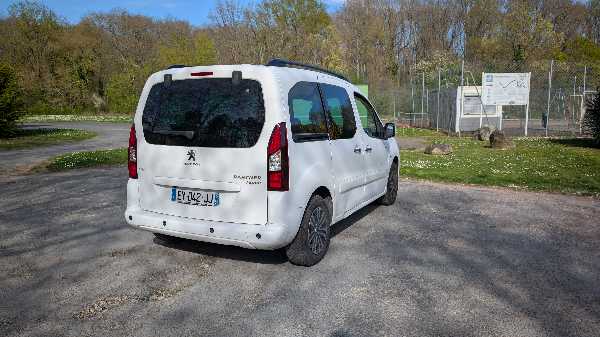 Peugeot Partner Tepee II (3) 1.6 BLUEHDI 100 TEPEE STYLE