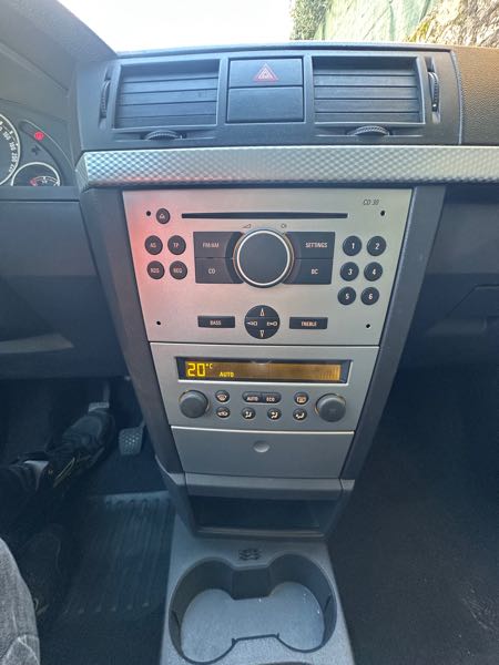 Opel Meriva (2) 1.6 TWINPORT 105 ECOTEC CLASSIC COSMO