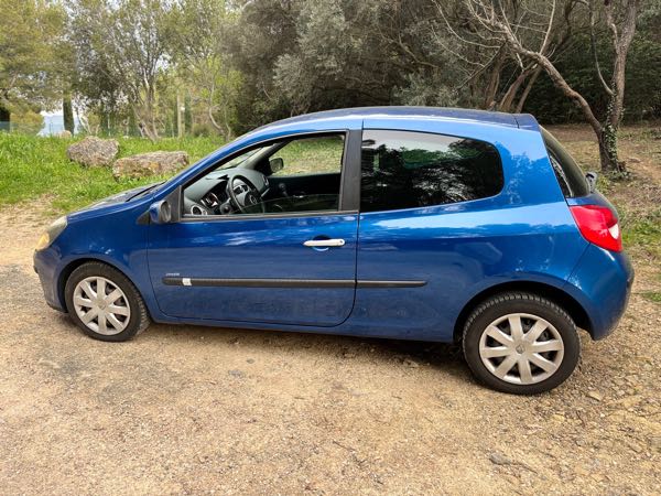 Renault Clio IV (2) 1.2 16V 75 LIMITED