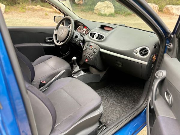 Renault Clio IV (2) 1.2 16V 75 LIMITED