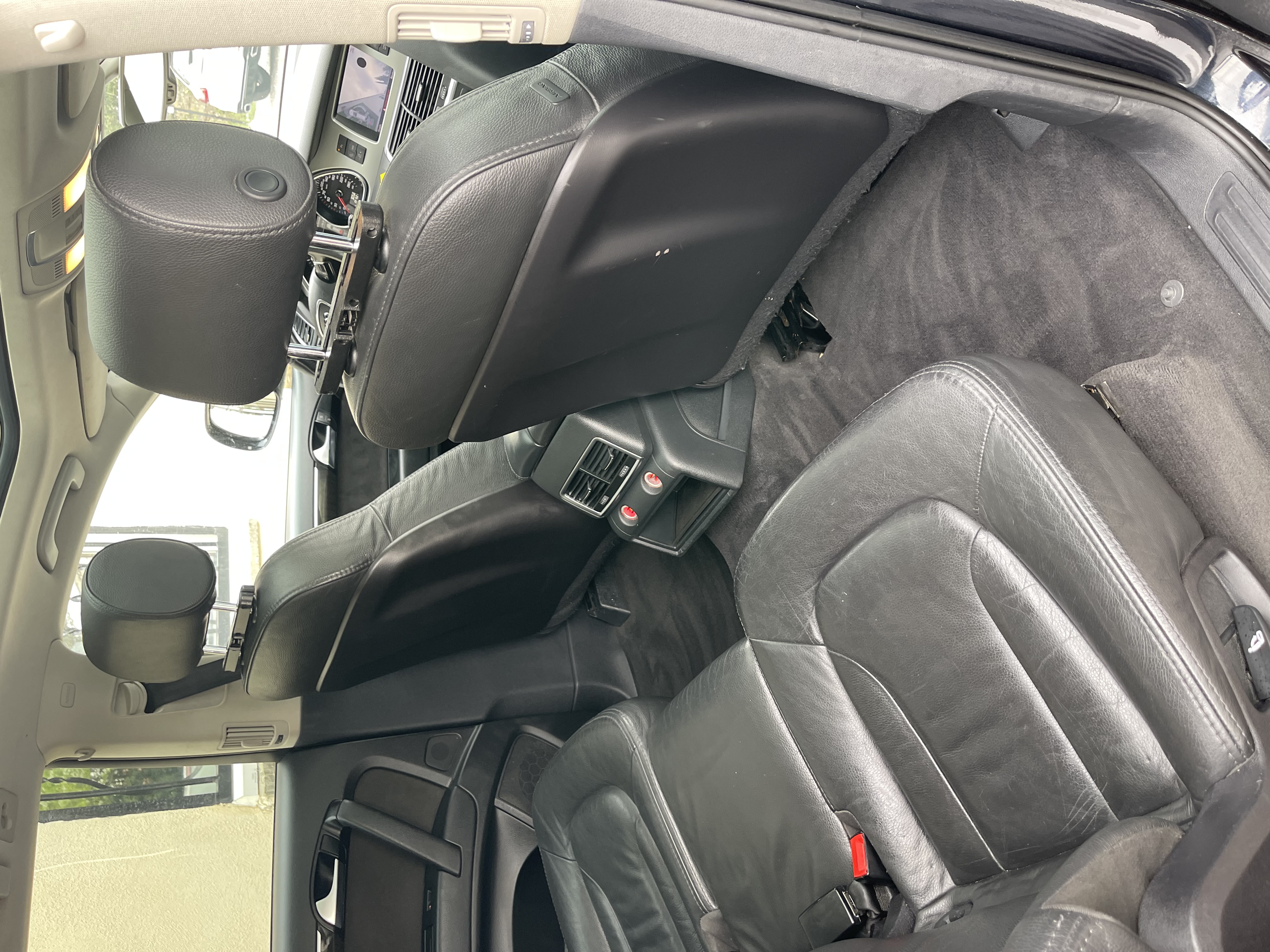Audi Q7 3.0 V6 TDI 245ch Avus quattro Tiptronic 7 places