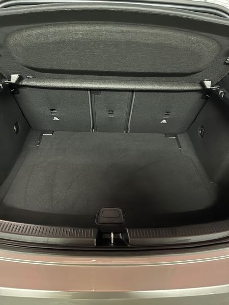 Mercedes-Benz Classe A IV BERLINE 180 BUSINESS LINE 7G-DCT