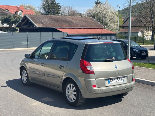 Renault Scenic II (2) 2.0 DCI 150 PRIVILEGE