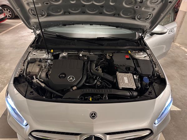 Mercedes-Benz Classe A IV BERLINE 180 BUSINESS LINE 7G-DCT