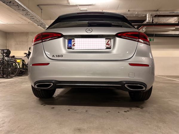 Mercedes-Benz Classe A IV BERLINE 180 BUSINESS LINE 7G-DCT