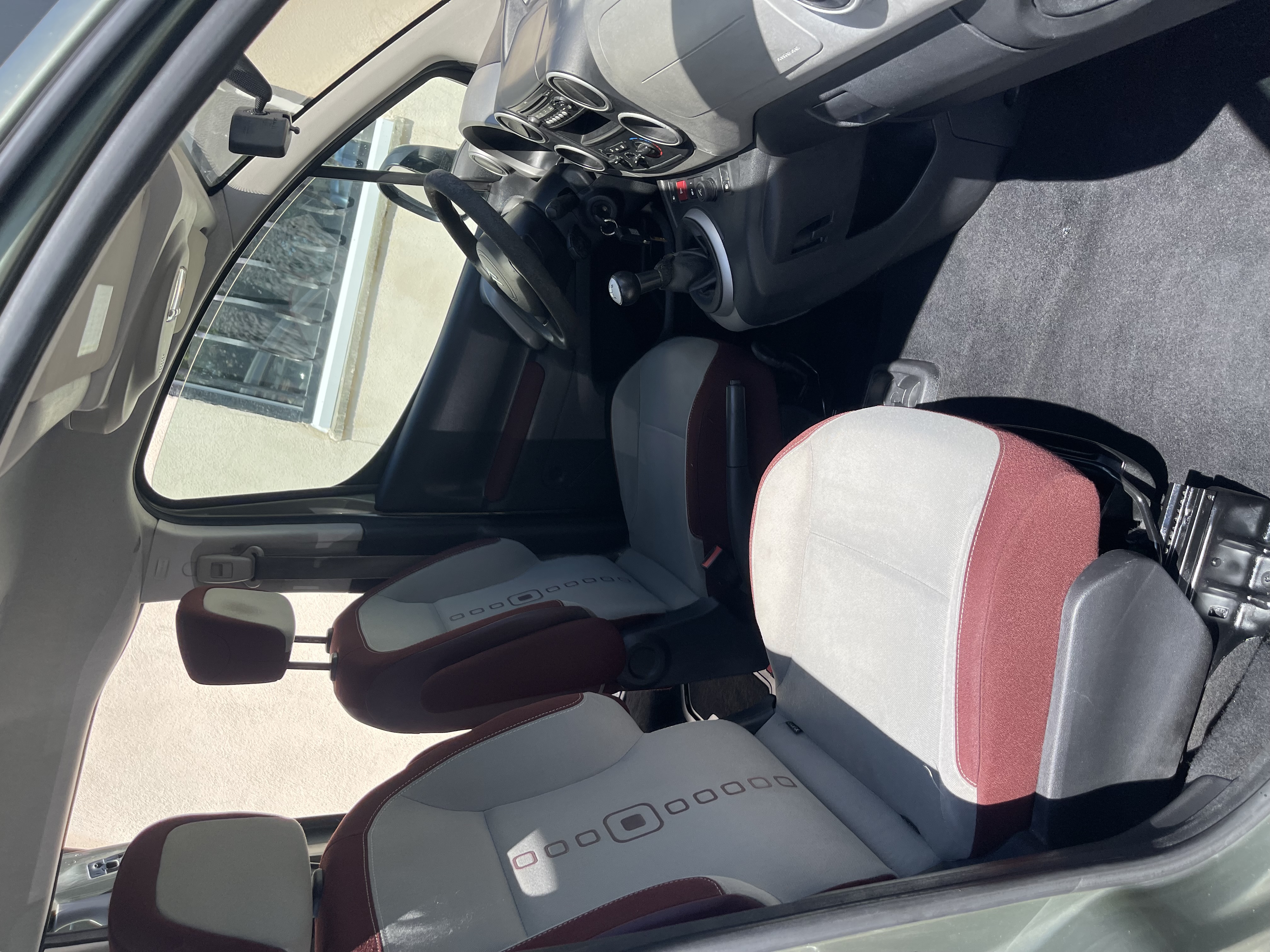 Citroen Berlingo II 1.6 HDI 90 CONFORT
