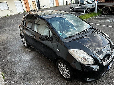 Toyota Yaris II 90 D-4D SOL 5P