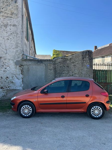 Peugeot 206 (2) 1.4 75 GENERATION 3P