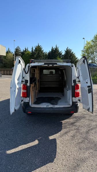 Peugeot Expert III 2.0 BLUEHDI 120 S&amp;S LONG PRO