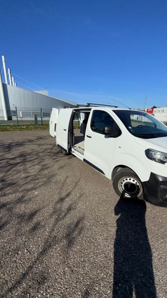 Peugeot Expert III 2.0 BLUEHDI 120 S&amp;S LONG PRO