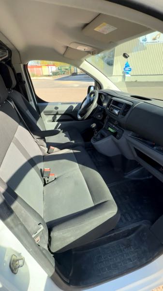 Peugeot Expert III 2.0 BLUEHDI 120 S&amp;S LONG PRO