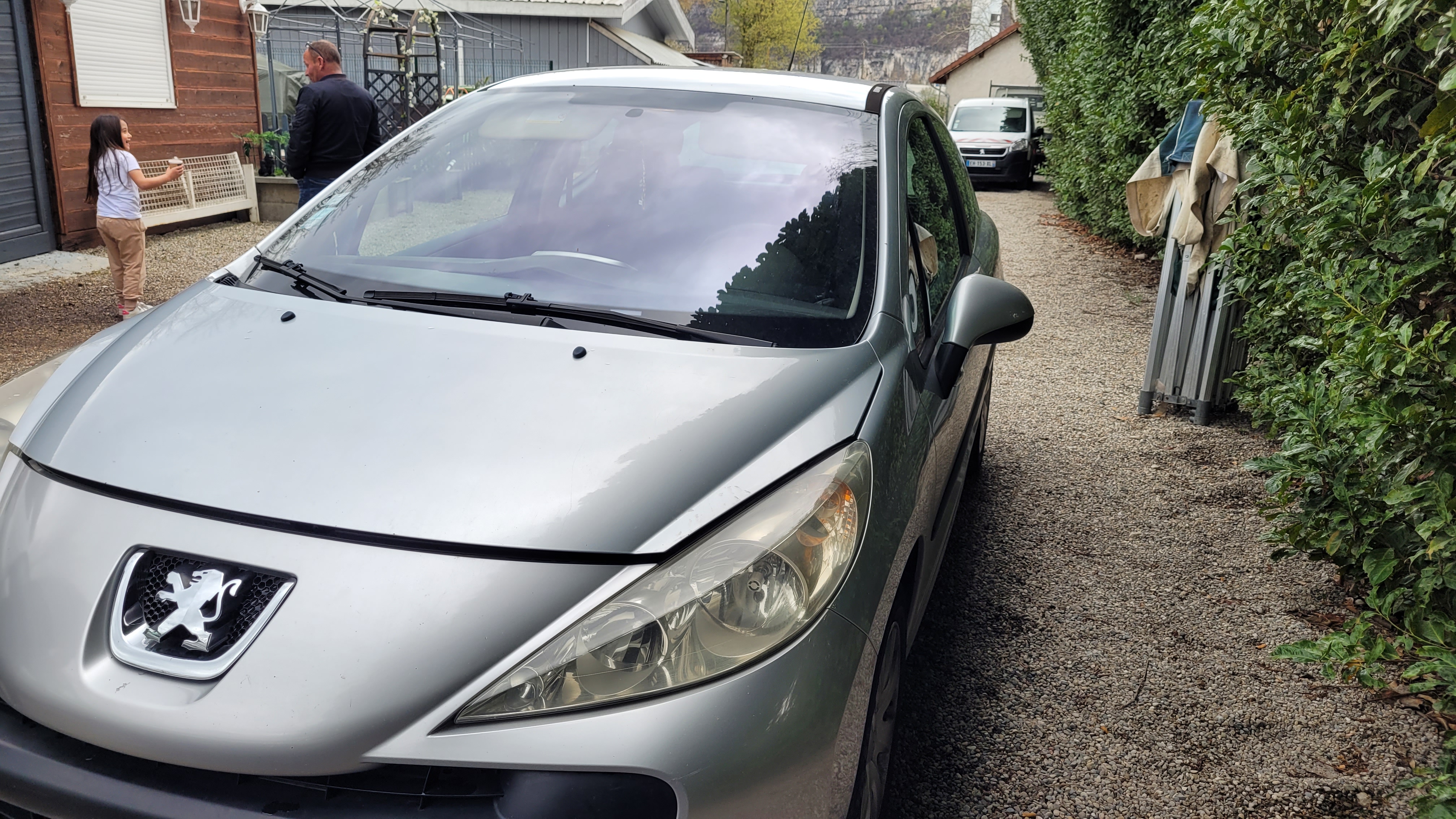 Peugeot 207 1.4 16V 90 SPORT PACK 3P