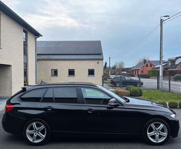 Bmw Serie 3 (G21) TOURING 318D HYBRIDE 150 LOUNGE BVA8