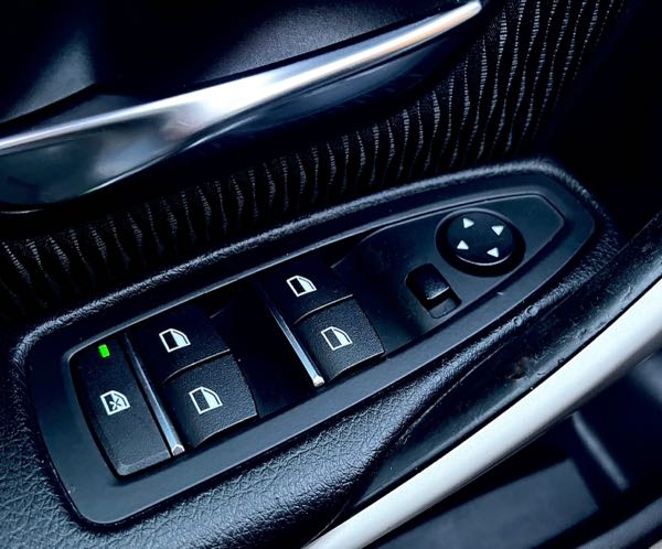 Bmw Serie 3 (G21) TOURING 318D HYBRIDE 150 LOUNGE BVA8