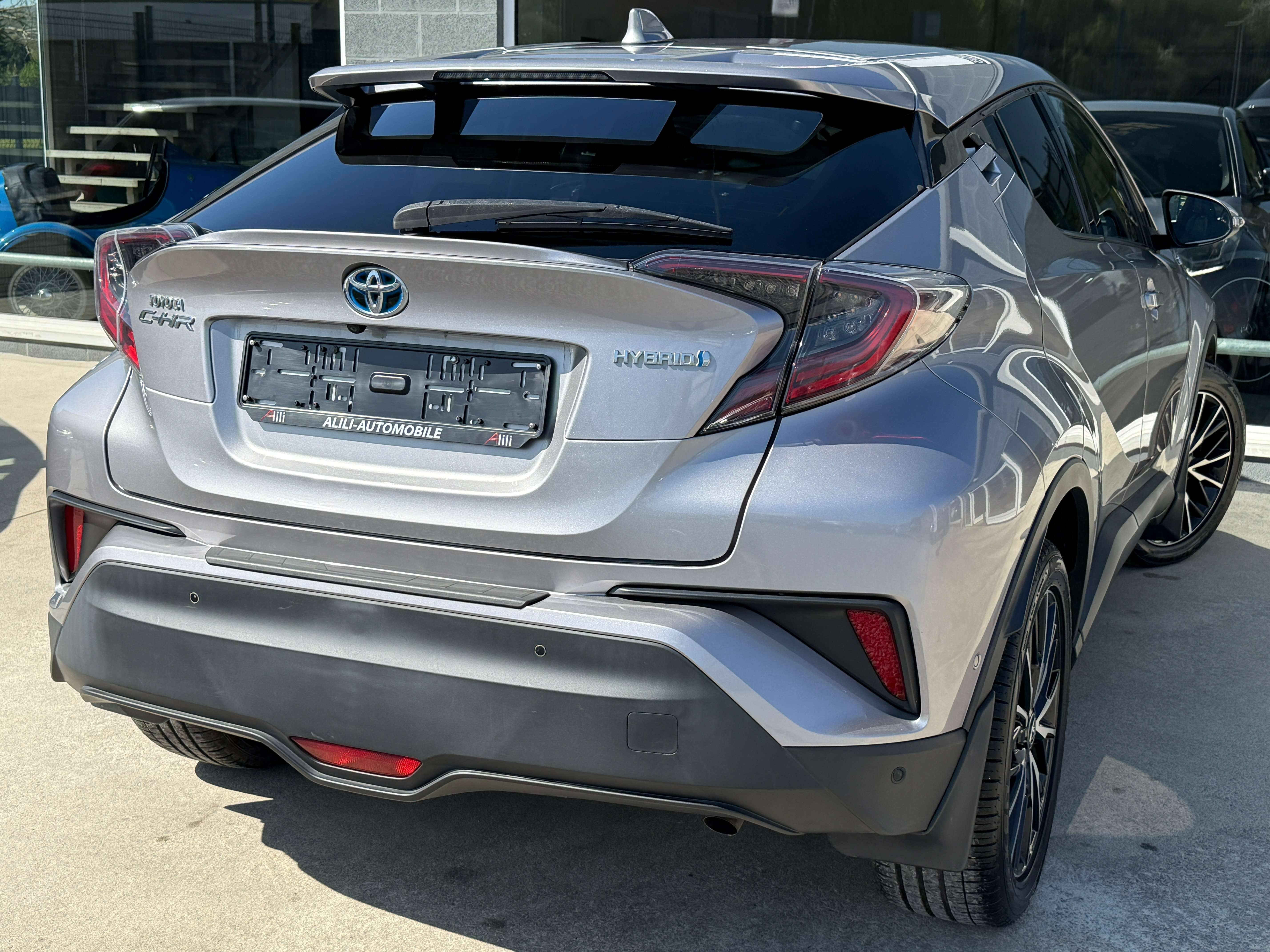 Toyota C-HR 1.8i VVT-i Hybrid*Gps*Camera*Full Led*Garantie 12M