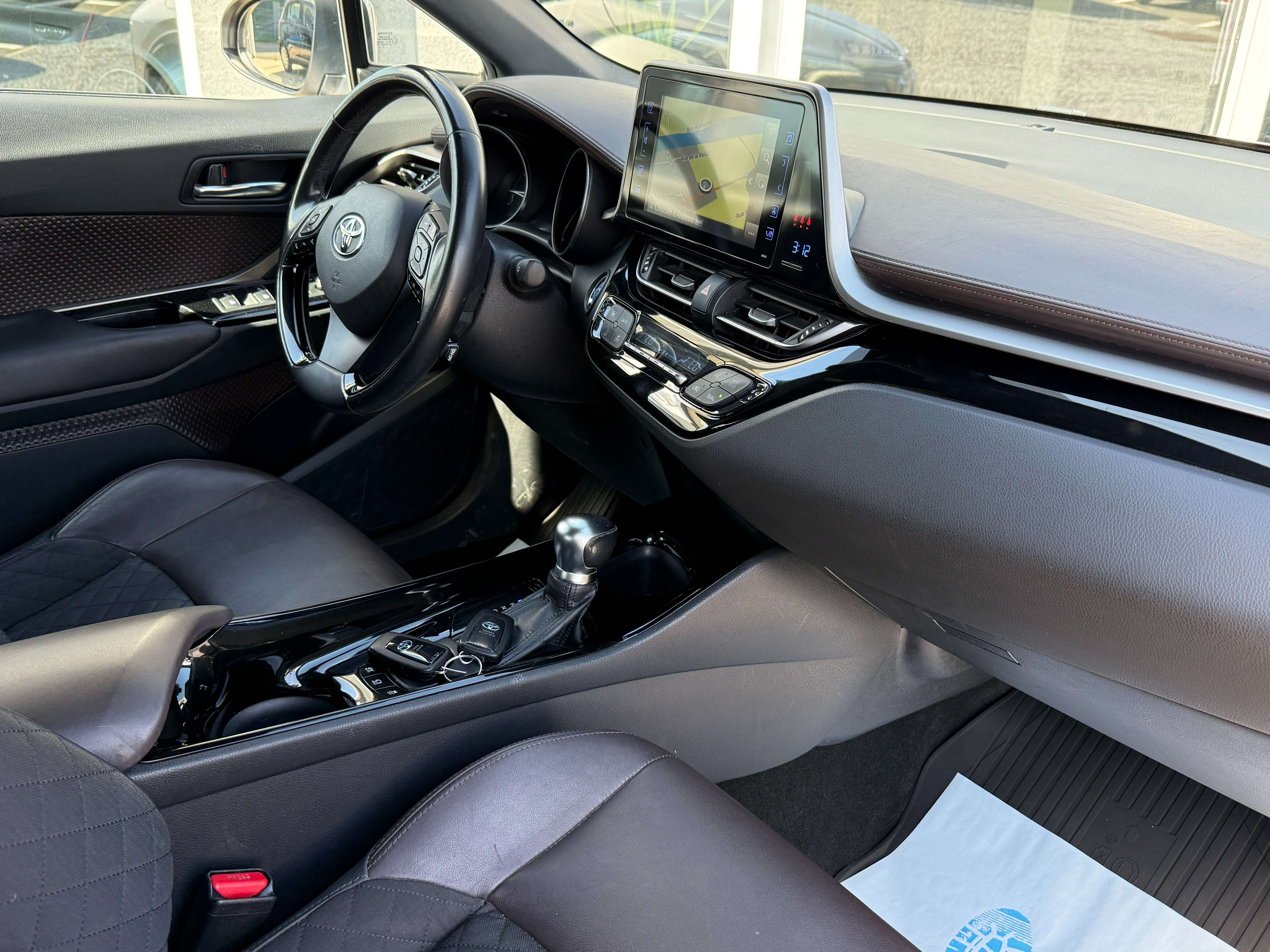 Toyota C-HR 1.8i VVT-i Hybrid*Gps*Camera*Full Led*Garantie 12M