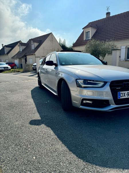 Audi A4 IV (2) AVANT 2.0 TDI 177 S LINE QUATTRO S TRONIC
