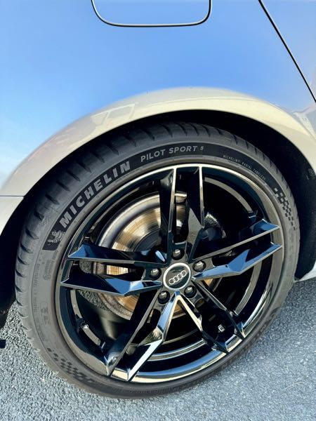 Audi A4 IV (2) AVANT 2.0 TDI 177 S LINE QUATTRO S TRONIC