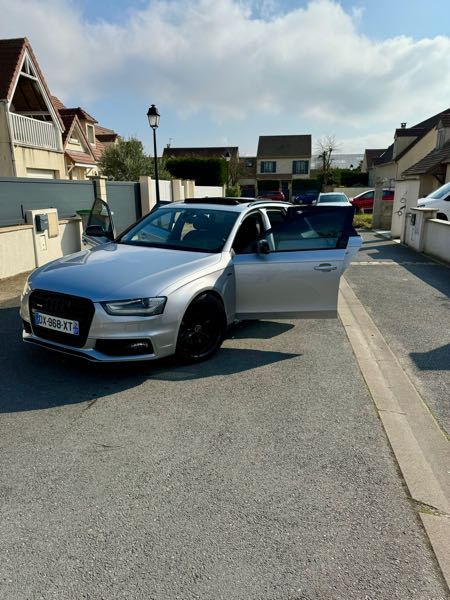 Audi A4 IV (2) AVANT 2.0 TDI 177 S LINE QUATTRO S TRONIC