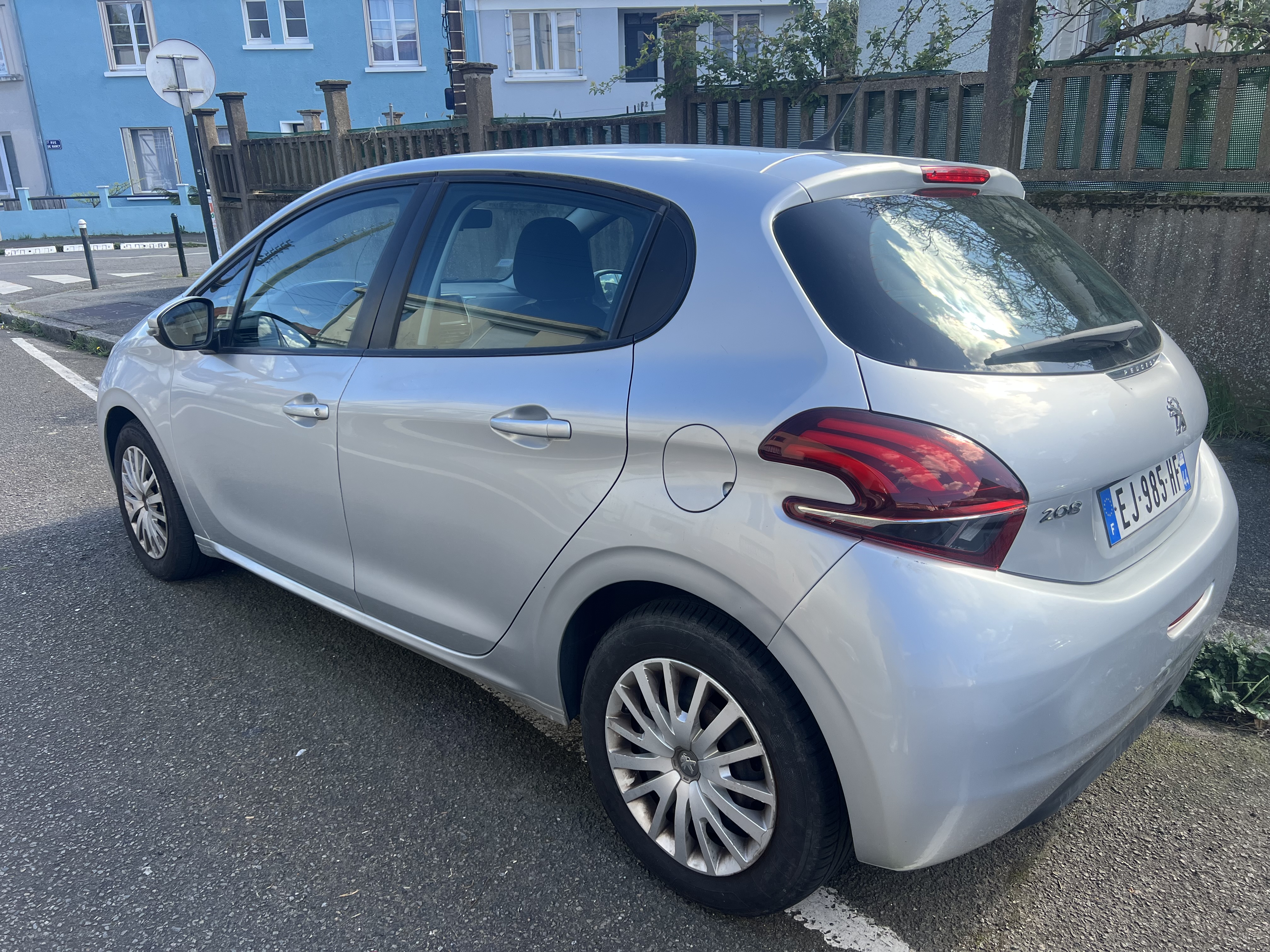 Peugeot 208 (2) 1.6 BLUEHDI 100 ACTIVE BUSINESS 5P