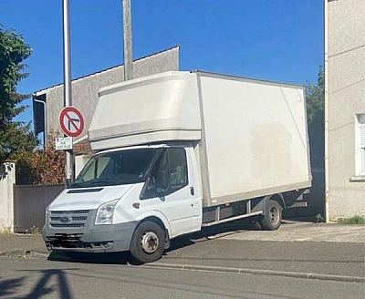 Ford Transit Ford transit 20m3 + hayon d’hollandia et capucine 3m3