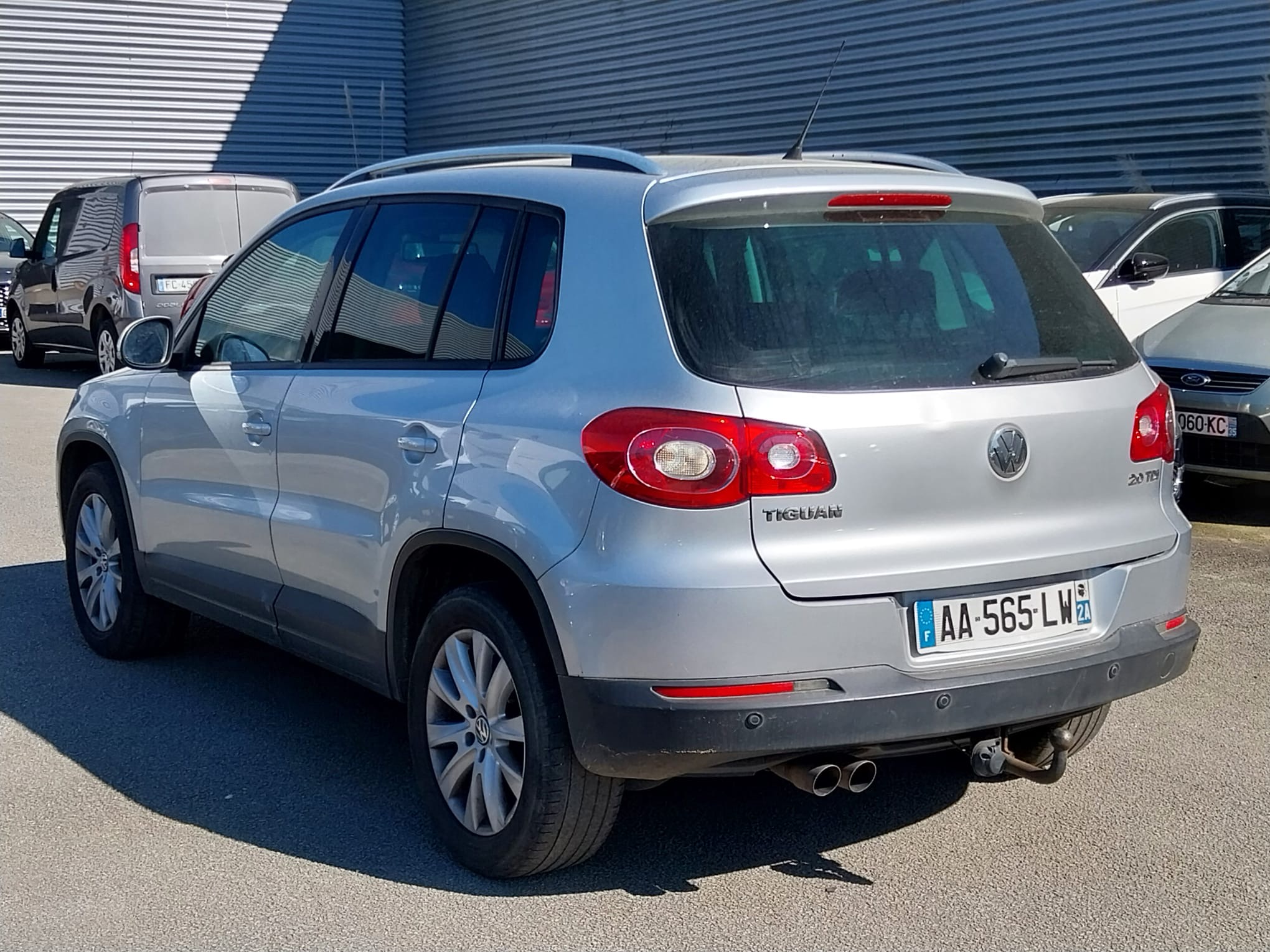 Volkswagen Tiguan (2) 2.0 TDI 140 BUSINESS