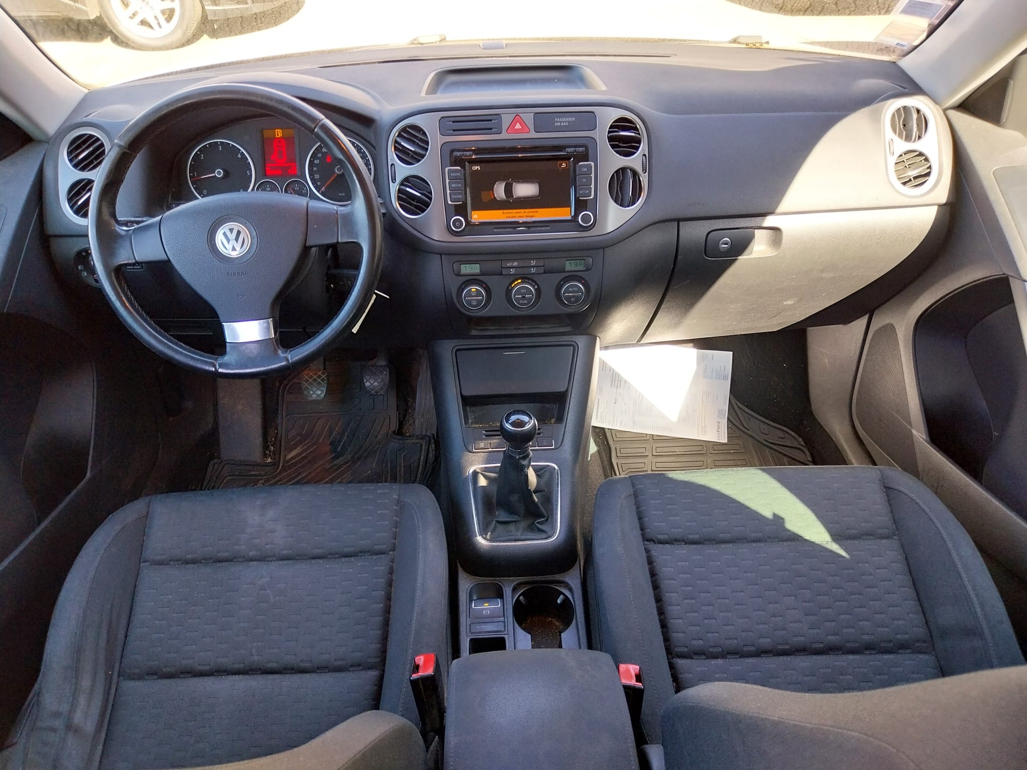 Volkswagen Tiguan (2) 2.0 TDI 140 BUSINESS