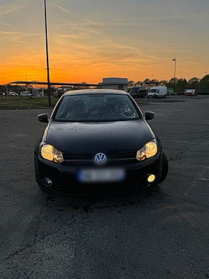 Volkswagen Golf VII 1.6 TDI 105 BLUEMOTION TECHNOLOGY CONFORTLINE 5P