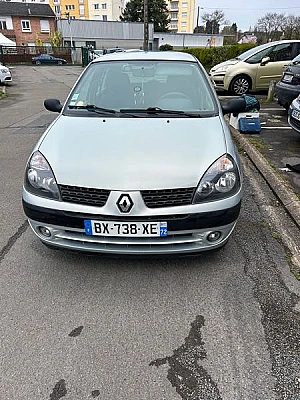 Renault Clio III 1.2 60 AUTHENTIQUE 5P