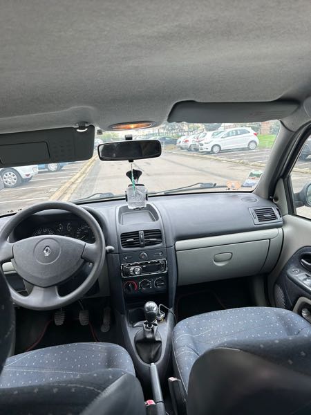 Renault Clio III 1.2 60 AUTHENTIQUE 5P