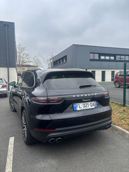 Porsche Cayenne Porsche-Cayenne 2019 e-hybride V6 462cv