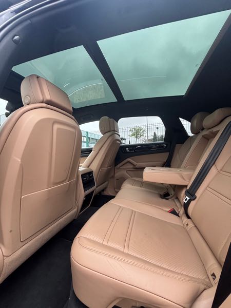 Porsche Cayenne Porsche-Cayenne 2019 e-hybride V6 462cv