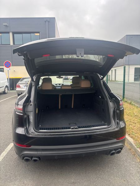 Porsche Cayenne Porsche-Cayenne 2019 e-hybride V6 462cv