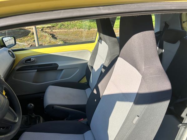 Seat Mii 1.0 75 MII BY COSMOPOLITAN 3P