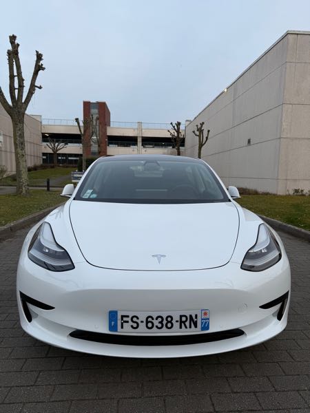 Tesla Model 3 Tesla Model 3 SR+