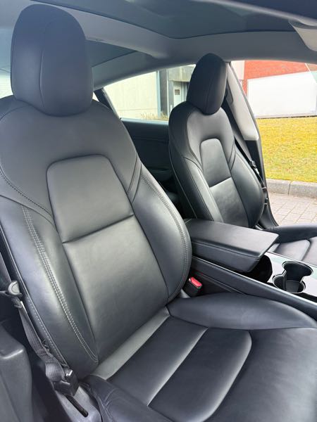 Tesla Model 3 Tesla Model 3 SR+