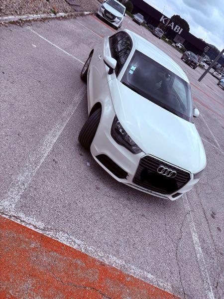 Audi A1 1.2 TFSI 86 BUSINESS LINE