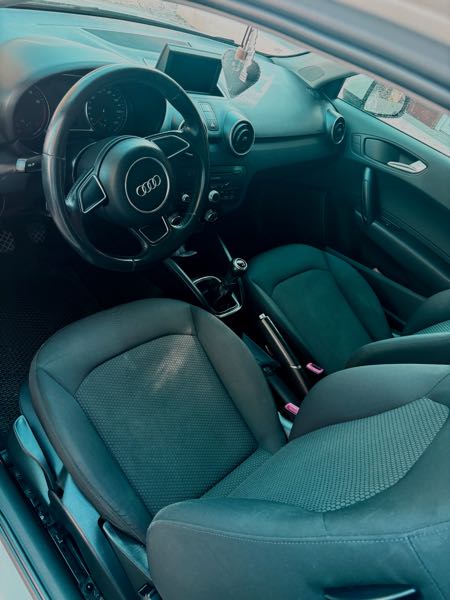 Audi A1 1.2 TFSI 86 BUSINESS LINE