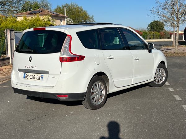 Renault Grand Scenic III (2) 1.6 DCI 130 FAP ENERGY DYNAMIQUE 7PL ECO2