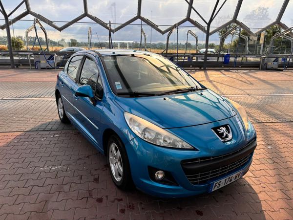 Peugeot 207 1.4 HDI 70cv phase 2 Urban Move