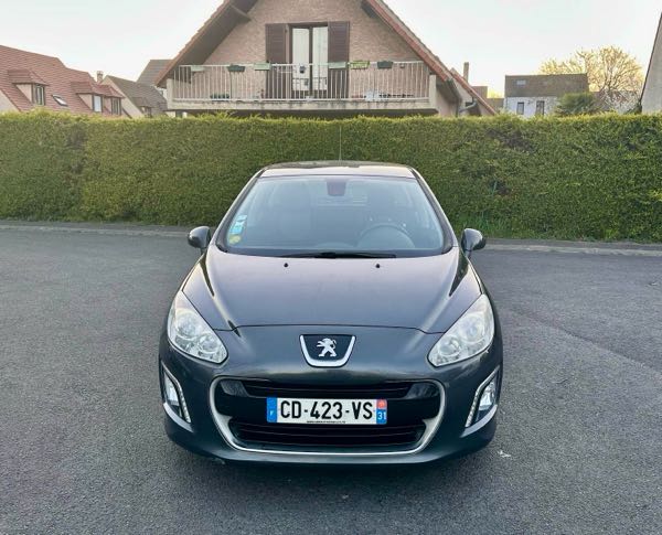 Peugeot 308 II 1.6 HDI 92 FAP ALLURE