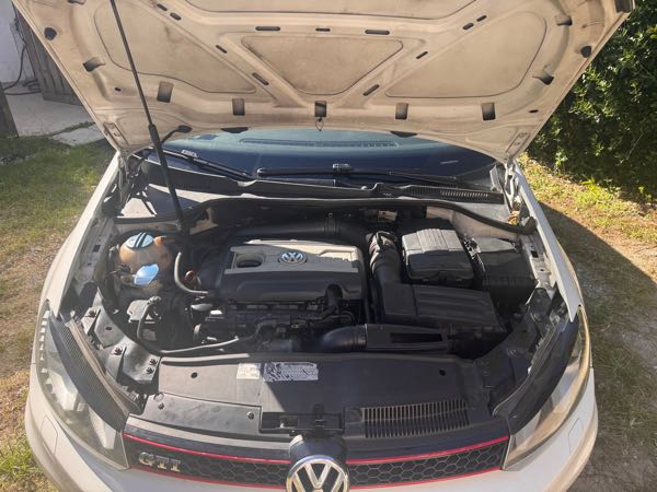 Volkswagen Golf VI 2.0 T 210 GTI 5P