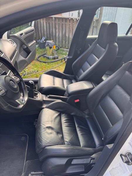 Volkswagen Golf VI 2.0 T 210 GTI 5P