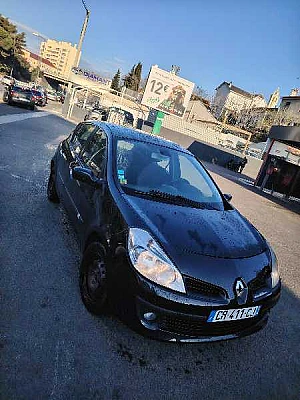 Renault Clio III (2) 1.2 65 5CV ACCESS 5P